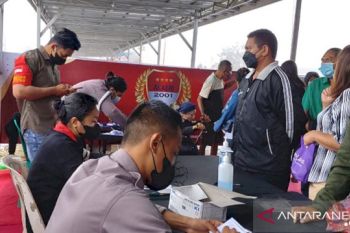 302 warga TTS terima vaksin COVID-19 yang digelar Polda NTT