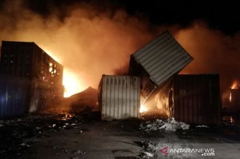 Rudal Israel serang pelabuhan Suriah