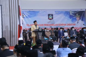 Bupati Lombok Tengah minta ASN tingkatkan pelayanan publik