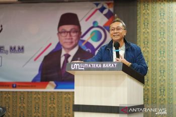 Zulkifli Hasan soroti kebersihan kota di Bukittinggi