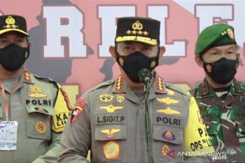 Kapolri mengapresiasi vaksinasi COVID-19 di Sulsel capai 70 persen