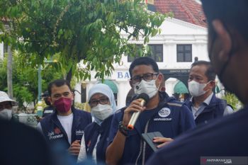 Menparekraf persilakan warga berwisata  asal tetap patuh prokes