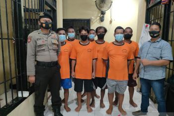 Polisi tangkap 10 penambang liar bijih timah