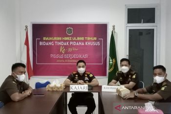 Kejari Kuansing terbaik harapan II nasional