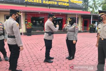 25 personel Polres Barito Utara naik pangkat