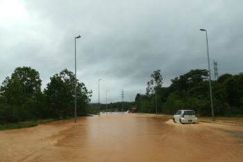 Banjir landa tujuh negara bagian Malaysia, Kelantan terparah
