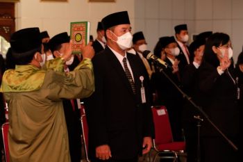 Gibran siapkan penghargaan dan sanksi sebagai apresiasi  kinerja ASN