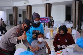 Gerai vaksin Presisi Polda Lampung sudah suntikan 2,353 juta dosis