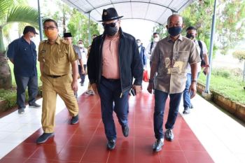 Ketua DPD RI dukung kemandirian pesantren di Sulbar