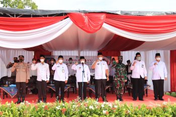 Bupati Pringsewu ajak jajaran Kemenag perkuat kerukunan umat beragama