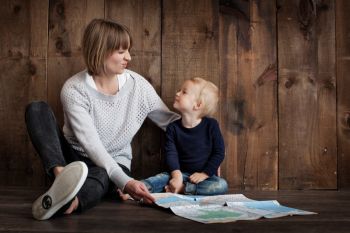 Tips beri sanjungan pada anak agar tak berdampak negatif
