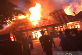 Kantor Dinas Sosial Kendari terbakar, data PKH hangus