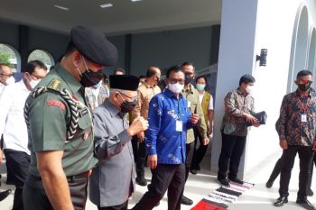 Wapres Ma'ruf Amin pertanyakan ketersediaan air  bagi warga huntap
