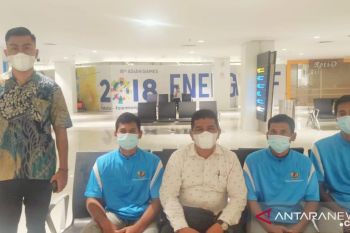 Tiga nelayan Aceh dari Malaysia dipulangkan usai 10 hari karantina COVID-19