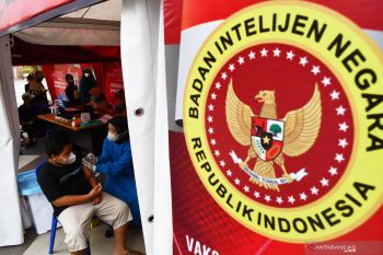 BIN Gelar Vaksinasi COVID-19 Massal di Madiun