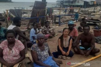 Tiga kampung di Distrik Amar rusak parah akibat banjir rob