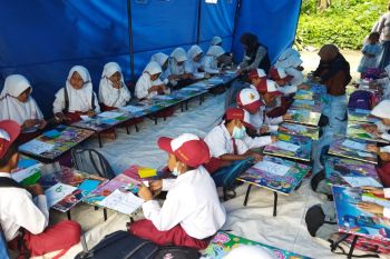Dompet Dhuafa dukung pendidikan penyintas bencana Gunung Semeru
