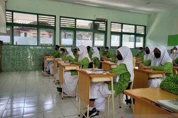 Sekolah Yogyakarta diminta biasakan siswa menjalankan protokol kesehatan