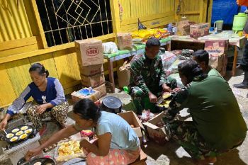 Kodim Jayapura bantu dapur umum korban bencana banjir Nimboran