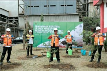 Semen Gresik rayakan HUT Ke-8, momentum berikan yang terbaik