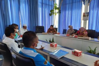 Pemkab Pasbar-Bank Nagari luncurkan program kredit "MaRandang" lawan rentenir