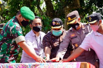 Kodam Udayana-AMMAN membantu warga NTB atasi kesulitan air bersih