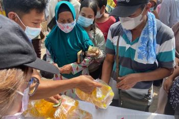 Pemerintah jamin pendistribusian 1,2 miliar liter minyak goreng mulai pekan ini