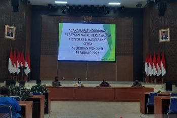 Pemprov Papua serahkan piagam penghargaan penyelenggara PON XX-Peparnas