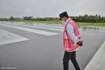 Menhub cek kesiapan bandara di NTT dukung pariwisata