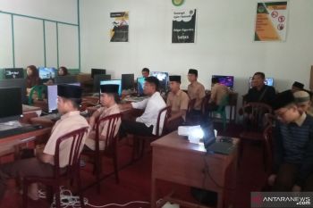 Safari Jurnalistik, PWI Agam latih santri PPTQM Muhammadiyah menulis berita