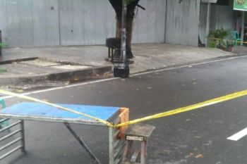 Jihandak Polda Sulsel bertindak cepat atas penemuan koper hitam di Jalan Sunu