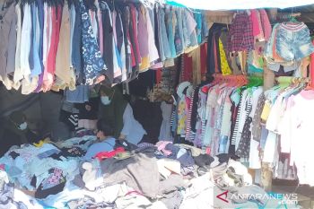 Raup Untung besar, bisnis pakaian bekas