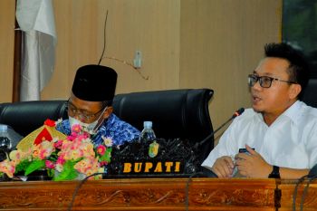 Vaksinasi Covid-19 di Morowali Utara  lampaui target