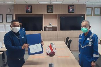 DSLNG gelar upacara peringatan Bulan K3