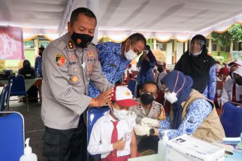 Vaksinasi anak usia 6-11 tahun di Lotim mulai digencarkan