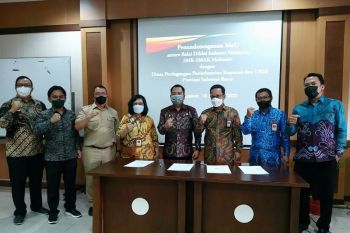 Disperindagkop dan BDI Makassar bina pelaku usaha di Sulbar