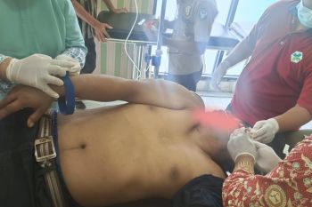 Tertangkap tangan saat mencuri, maling asal Loteng babak belur dihajar warga Terara Lotim