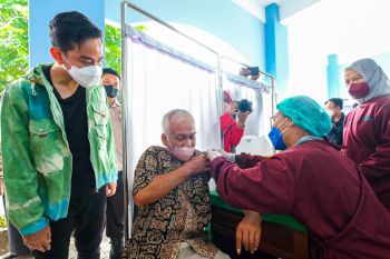 Solo siap lanjutkan pemberian  vaksin penguat