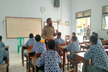 Polres Pekalongan Kota edukasi larangan penggunaan knalpot "brong"