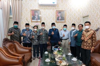Pengurus Dewan Da'wah Sumbar temui Wali Kota Padang bahas Rakornas hingga LGBT