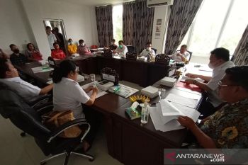 DPRD: Kontrak kerja PT HWR di Minahasa Tenggara rugikan pekerja
