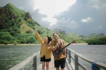 Suara Kayu hadirkan kisah hangat dalam EP "Kumpulan  Cerita Pendek"