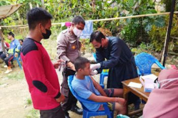 Vaksinasi COVID-19 di Polewali Mandar Sulbar sasar pekerja kebun
