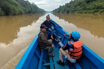 SDN Ciloma dapat bantuan perahu