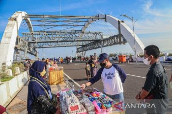 Pemerintah Kota Surabaya fungsikan Jembatan Suroboyo untuk pelaku UMKM