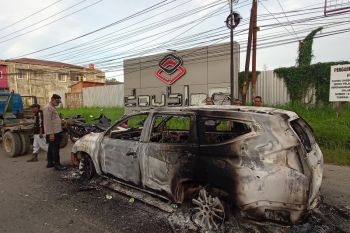 Belasan orang meninggal dalam pertikaian dua kelompok warga di Sorong