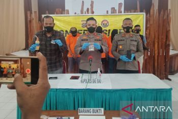 Polisi Baubau bekuk empat terduga pengedar narkotika