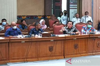 Legislator Kotim tawarkan diri jadi penjamin 12 warga yang ditahan