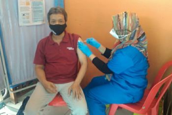 Puluhan anggota PWI disuntik vaksin penguat di BKIM Jateng