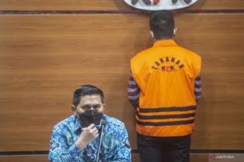Eks Dirjen Kemendagri ditetapkan tersangka suap dana PEN daerah